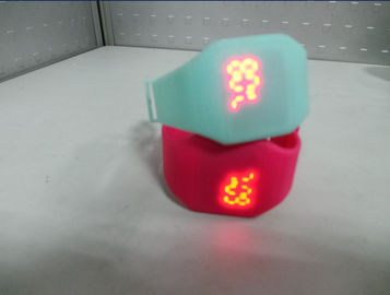 Wasserdichte Silikon-Manschetten-Uhr, Sport geführte Touch Screen Uhr