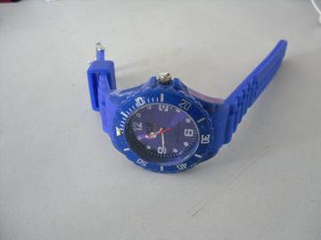Bunte kundenspezifische Silikon-Manschetten-Uhr das Uhrenarmband prägte,/Silikon-