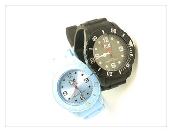 Mode-Handgelenk-Silikon-Uhr