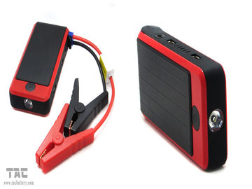 Doppelter Energiebankauto-Sprungsstarter 12000mah USBs tragbarer im Rot