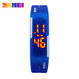 Kleine EL-Hintergrundbeleuchtung Armbanduhr LED Digital mit Softable PU-Band