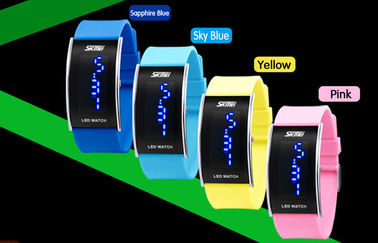 Unisex-Armbanduhr 3 PU-Band-LED Digital ATM-Wasser-beständiges