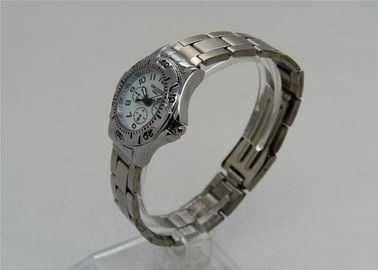 Runde analoge Augen Bewegung 3 Legierungskasten Damen-Metal Strap Watch Japan entwerfen