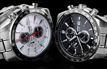 Quarz-Uhr mit Chronographen