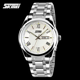 Silberne Edelstahl-Quarz-Uhr-Japan-Bewegung, die Armbanduhr der Männer