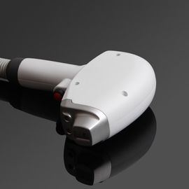 Sicherer IPL Laser-Haar-Abbau bearbeitet Laser-Haar-Abbau-Maschine der Dioden-2000W maschinell