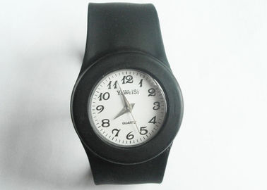 230 x 20 x 2 mm OEM schwarz Slap Silikon-Armband-Uhren mit geprägtes Logo